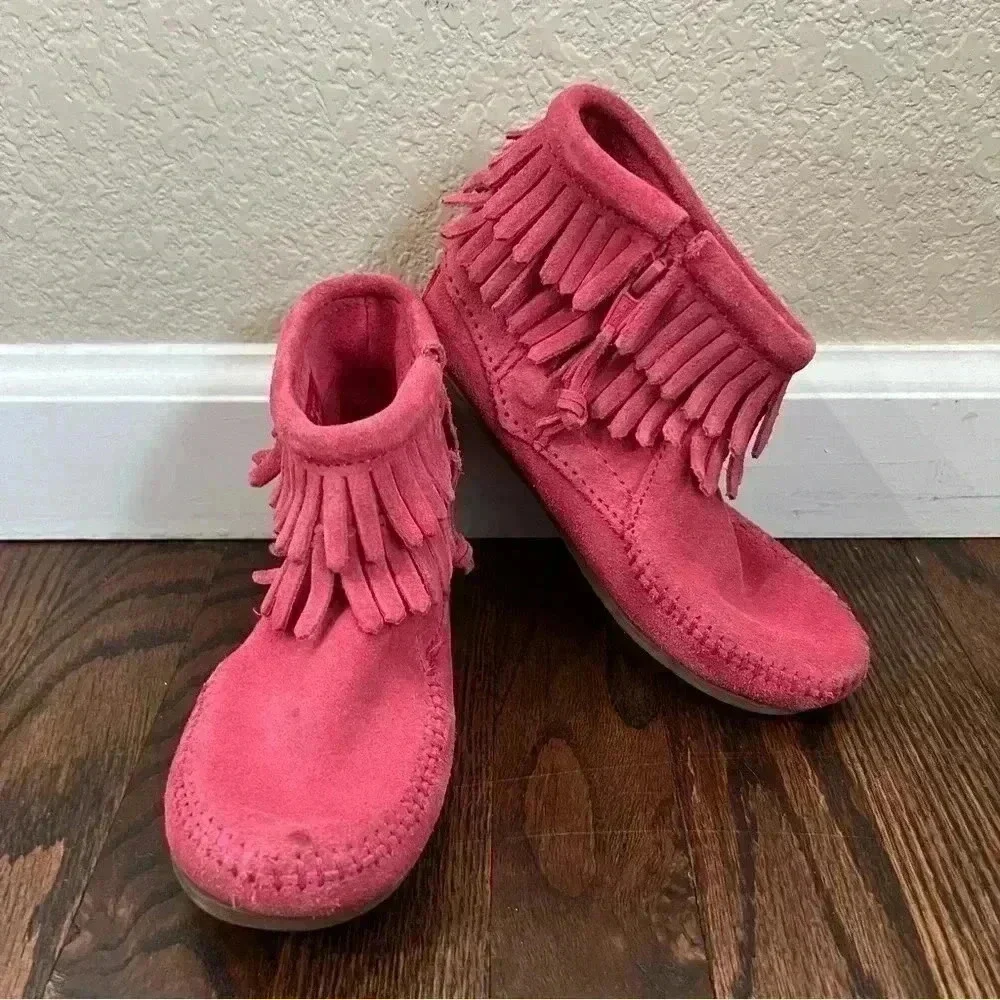 Minnetonka Girls Moccasin Fringe Pink Ankle Leather Boots Side Zip Size 13